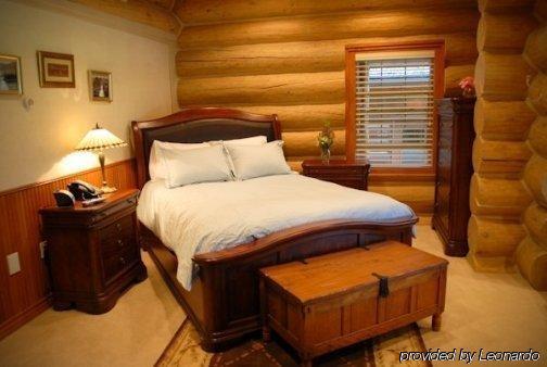 Glacier Mountain Lodge Columbia Falls Zimmer foto